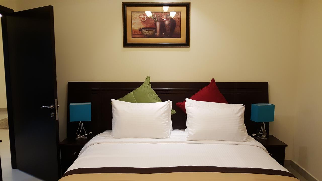 Travellers Hotel Apartment Dubái Habitación foto